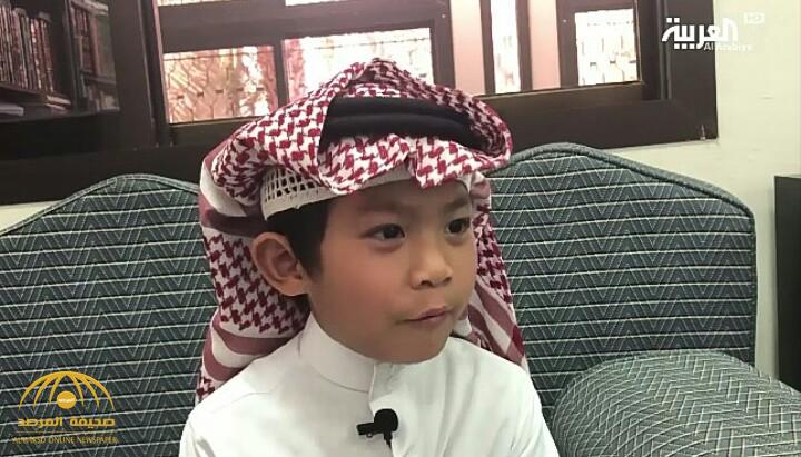 بالفيديو.. شاهد طفل فلبيني  يعيش عند أسرة سعودية ويتحدث اللغة العربية بطلاقة
