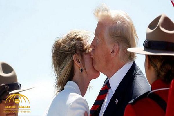 شاهد.. قبلة "ترامب"  لـ"السفيرة الأمريكية" لدى كندا  تثير سخرية مواقع التواصل!