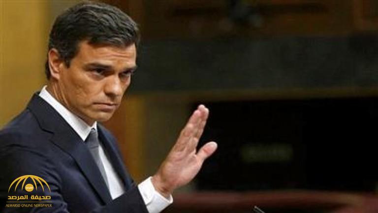 أول ملحد في تاريخ إسبانيا يحتل منصب رئيس الوزراء يرفض تأدية اليمين على كتاب الإنجيل