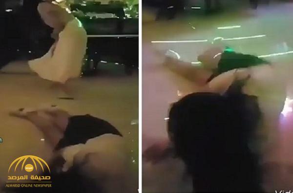 أثناء سهرة ليلية.. شاهد: أسيل عمران تسقط زوجة أخيها باسل على الأرض بطريقة مروعة!