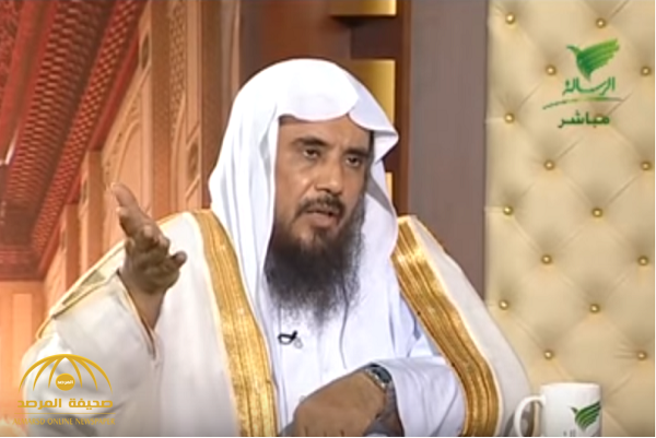 الشيخ الخثلان: يجوز الصلاة في الأماكن التي بها أصوات موسيقى!-فيديو