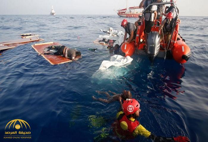 جريمة مروعة.. شاهد: جثة امرأة وطفل في وسط البحر بعد تدمير المركب المتجه بهما نحو أوروبا!