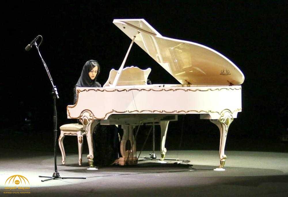 عازفة البيانو السعودية "قستي" تخطف الأضواء في أمسية "الملك فهد الثقافي".. وهكذا وصفت مشاركتها!