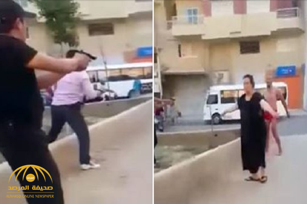 شاهد: شاب شبه عاري يهاجم الشرطة في المغرب بالسيوف ويتلفظ عليها في الشارع.. وهذا ما فعلته المرأة التي ظهرت في الفيديو!