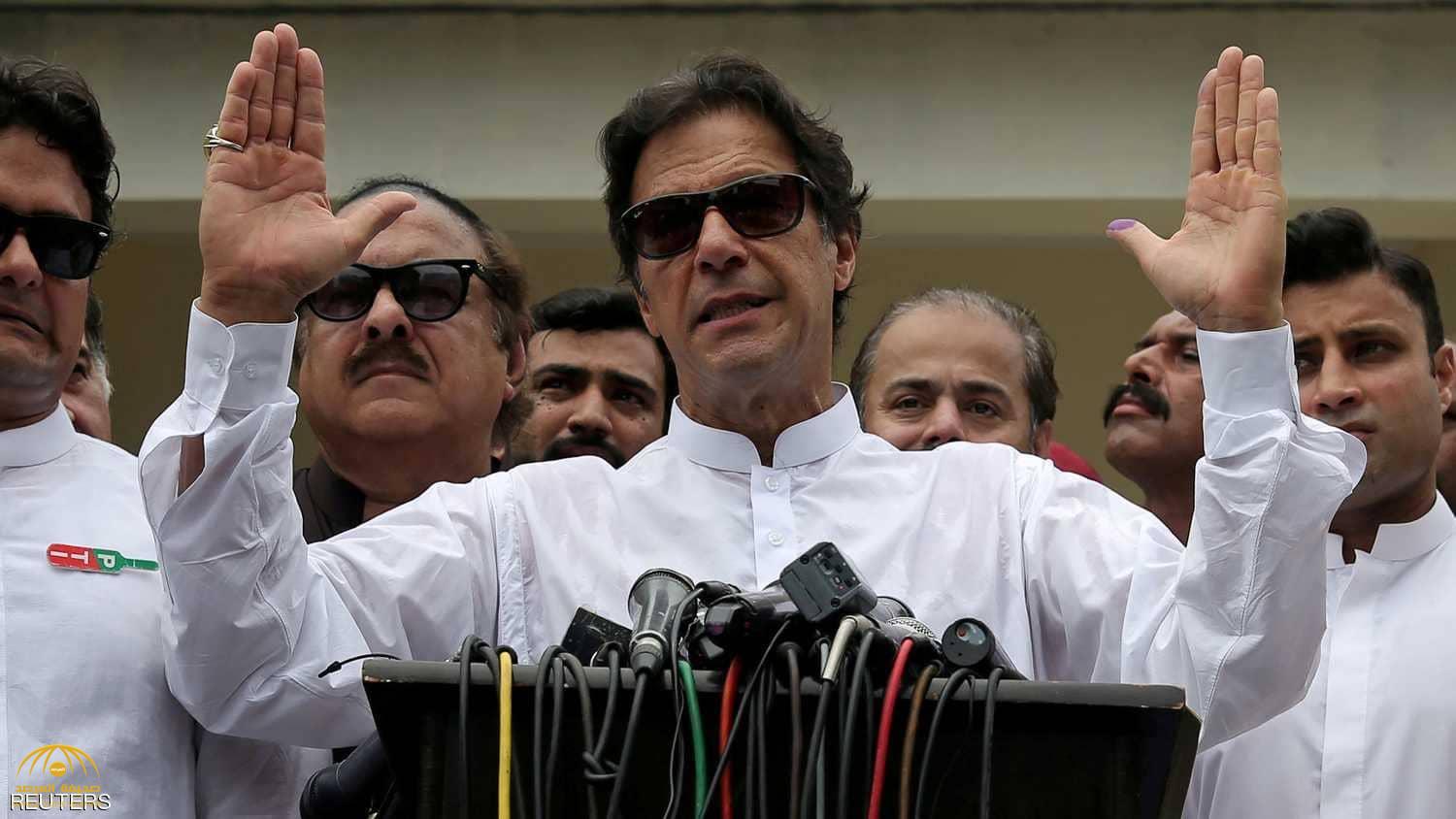 البرلمان الباكستاني ينتخب عمران خان رئيسا للوزراء