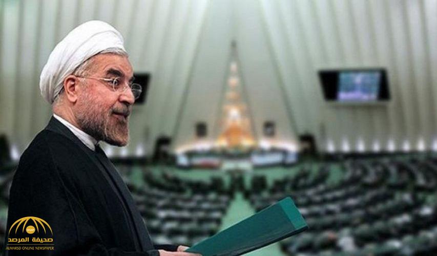رغم مكابرة المسؤولين.. حسن روحاني يفاجئ الجميع بتصريح غير مسبوق أمام البرلمان الإيراني