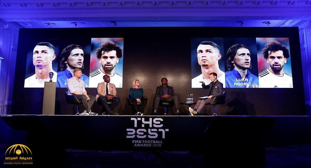 قبل ساعات من إعلان الجائزة... رونالدو يفجر مفاجأة حول هوية الفائز بلقب أفضل لاعب في العالم