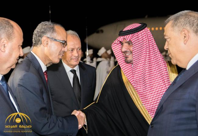 بالصور: وزير الداخلية يصل المغرب في زيارة رسمية.. وهؤلاء كانوا في استقباله!