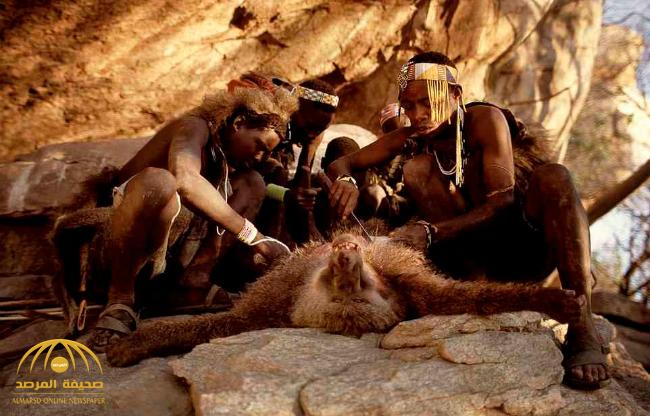 تعرف على قبيلة إفريقية عمرها 10 آلاف عام  ذات نظام معيشة غريب - صور