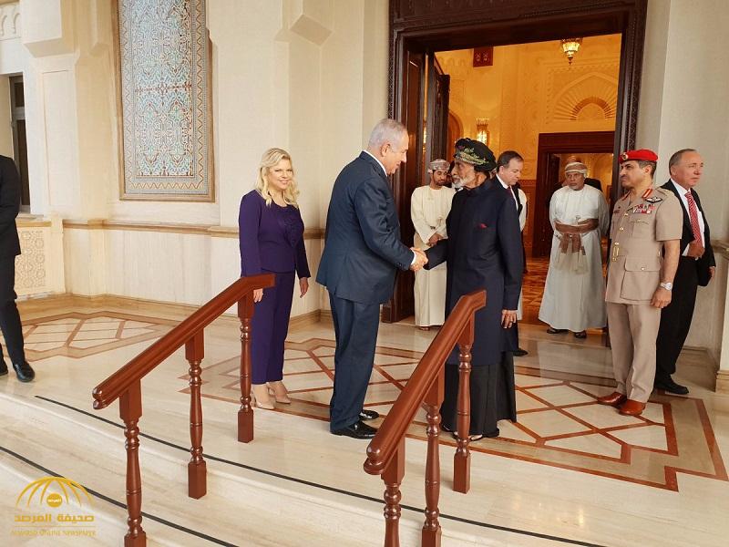 لأول مرة ... بالصور : رئيس وزراء إسرائيل يزور "سلطنة عمان" ويلتقي بالسلطان قابوس