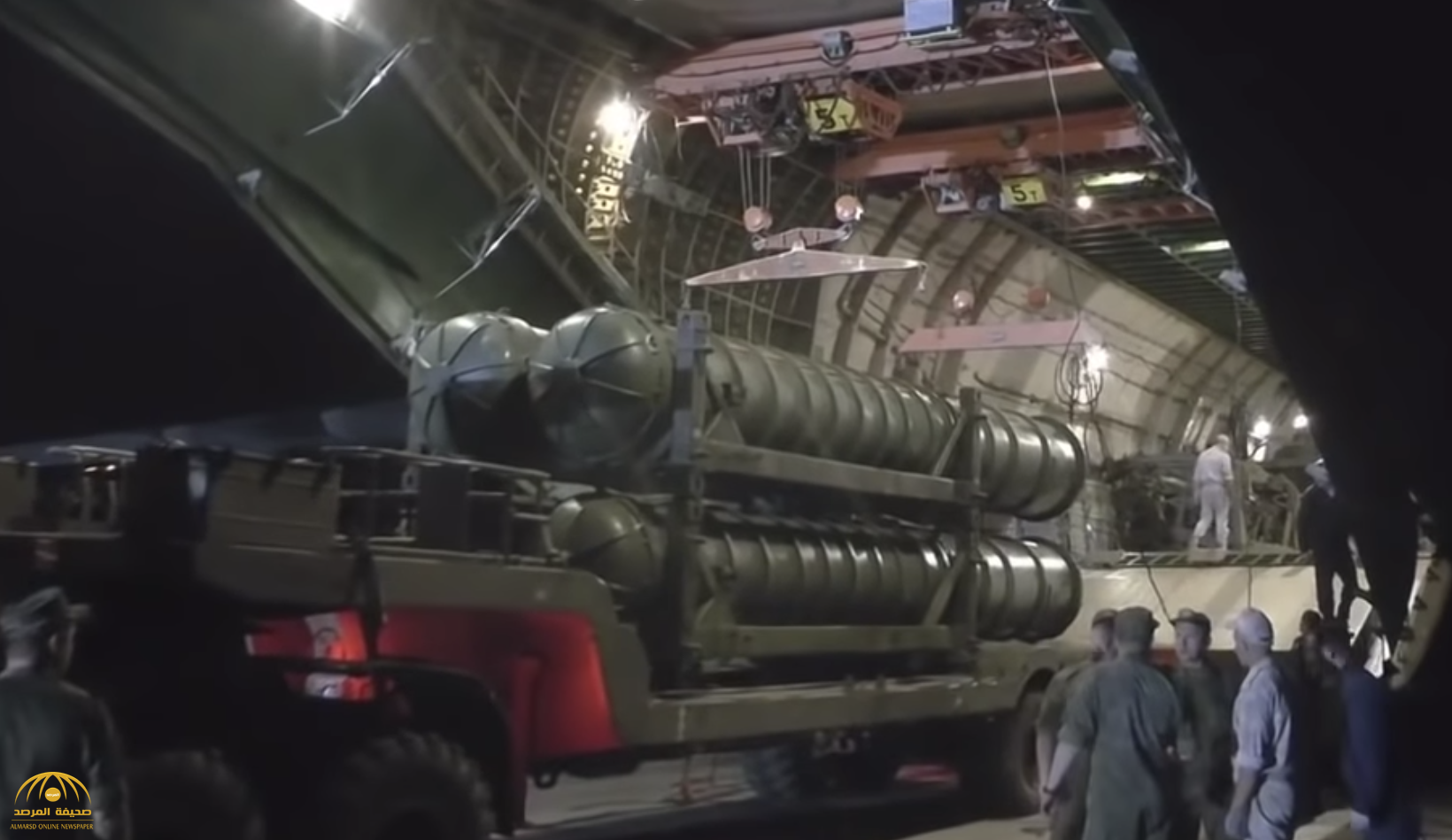 شاهد اللقطات الأولى لوصول نظام الدفاع الجوي الصاروخي "إس-300" إلى سوريا