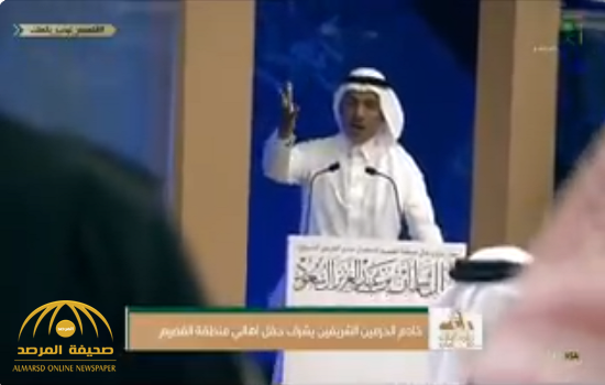 بالفيديو.. الشاعر "سعود الحافي" يلقي قصيدة حماسية أمام خادم الحرمين في حفل أهالي القصيم