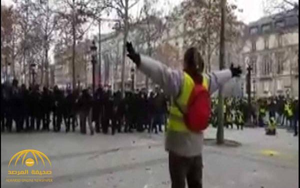 شاهد .. فيديو يوثق إطلاق الشرطة الفرنسية الرصاص على متظاهر