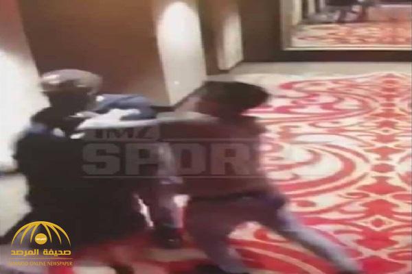 بالفيديو : لا عب أمريكي شهير يضرب امرأة في أحد فنادق كليفلاند