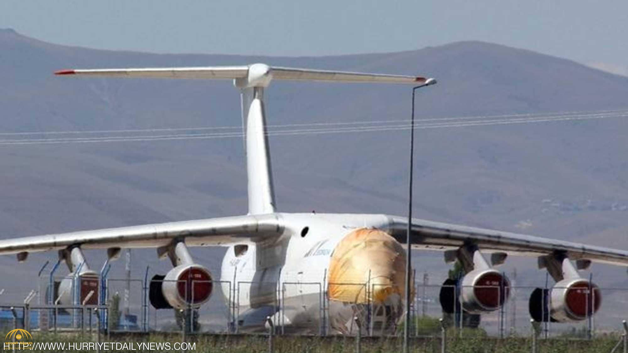 بالصور.. طائرة "منسية" في تركيا تنتظر التحرك طوال سنوات
