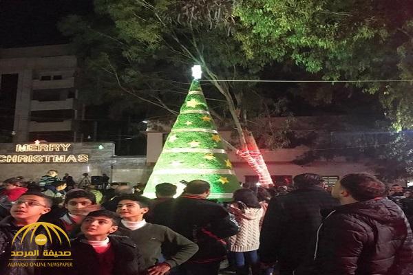 شاهد.. إضاءة شجرة عيد الميلاد في غزة لأول مرة منذ 10 أعوام!
