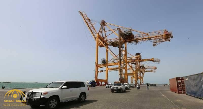 خدعة الحديدة .. الحوثيون يسلمون الميناء للحوثيين