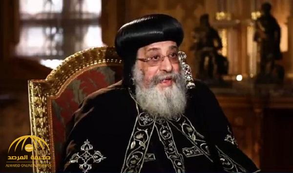 بالفيديو .. "البابا تواضروس" يعلق على فستان رانيا يوسف !