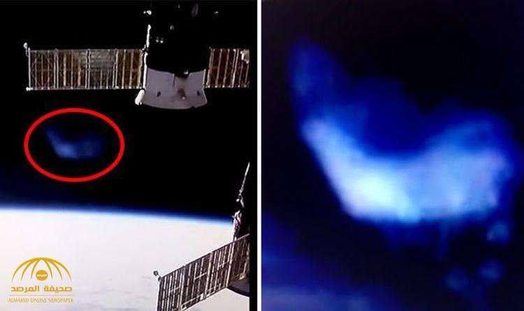 ناسا توقف البث المباشر من الفضاء بعد ثوان من ظهور جسم غامض يحوم حول الأرض - فيديو
