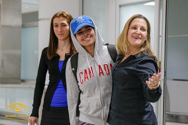 شاهد:  أول فيديو  للفتاة "رهف" الهاربة من أسرتها  لحظة وصولها  مطار تورونتو .. ووزيرة خارجية كندا تستقبلها