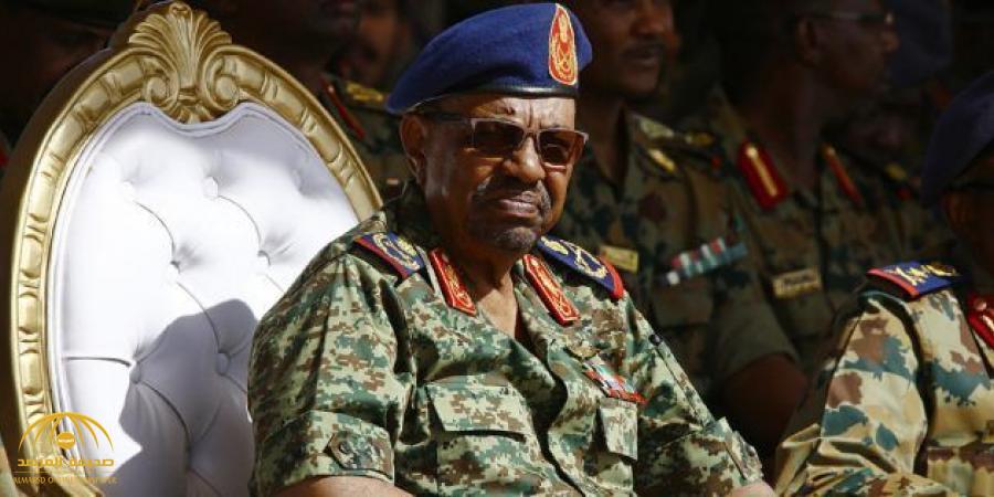 مسؤول سوداني سابق يكشف  متى ينحاز "الجيش" للمحتجين والإطاحة بالبشير!