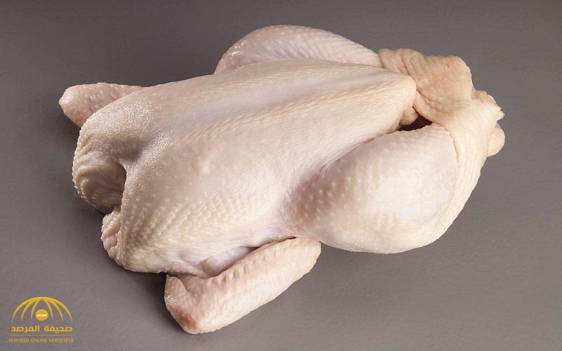 "خطأ فادح" قبل طهي الدجاج يؤدي إلى التسمم الغذائي !