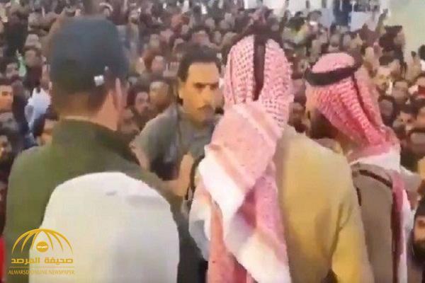شاهد : حرس أمير قطر يعتدون على عمال آسيويين  أثناء الاحتفال بكأس آسيا بالدوحة