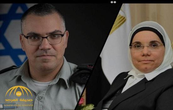 المتحدث باسم الجيش الإسرائيلي يكشف عن بلده العربي الأصل ويقبل تحدي الشبيه مع امرأة!