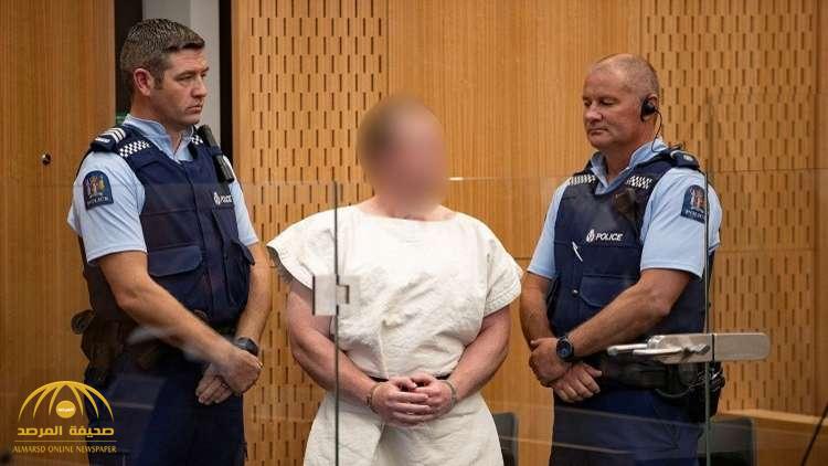 منفذ الجريمة الإرهابية ضد المسلمين بـ"نيوزيلندا" يرفض دفاع المحامين عنه ويعلن الترافع  عن نفسه!