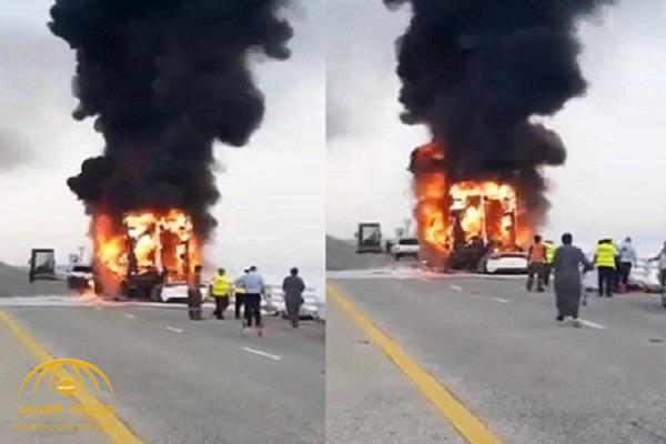 شاهد: حادث مروري مروع على جسر الملك فهد!