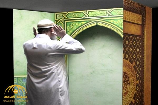 الكويت: القبض على إمام مسجد «وافد» .. يجمع التبرعات ويحولها لوالده!