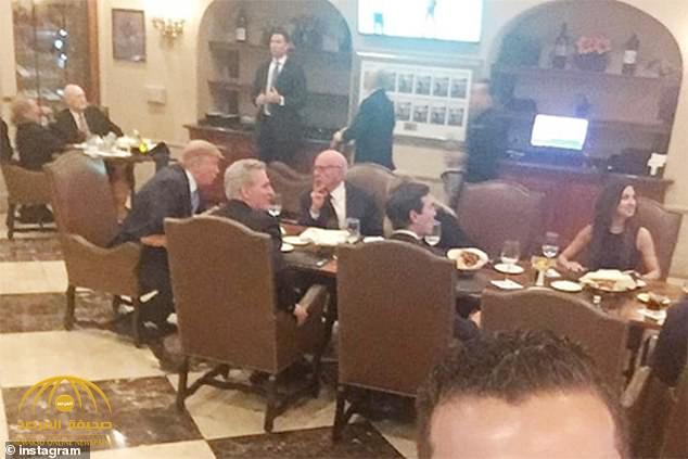 شاهد.. لقطات مسربة من حفل عشاء سري بين ترامب ورئيس فوكس نيوز تُثير ضجة.. والبيت الأبيض يُعلق