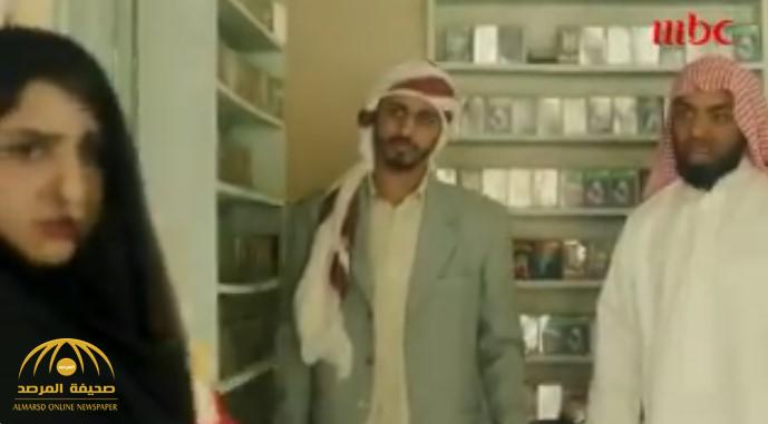 حوار مثير في العاصوف بين امرأة تريد شريط أغانى والصحوي "سعد".. ممنوع دخول النساء (فيديو)