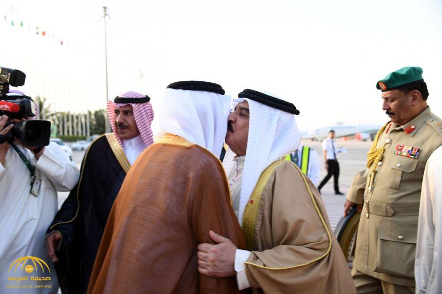بالصور: ملك مملكة البحرين يصل إلى جدة