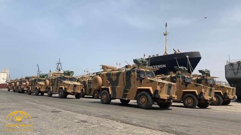 سفينة محملة بالأسلحة التركية تصل إلى طرابلس الليبية.. والكشف عن مفاجأة بشأن قطر (صور)