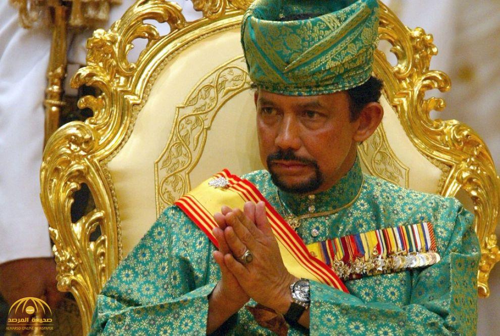 بعدما أحدث قراره ضجة دولية.. سلطان بروناي يتراجع عن رجم المثليين والزناة