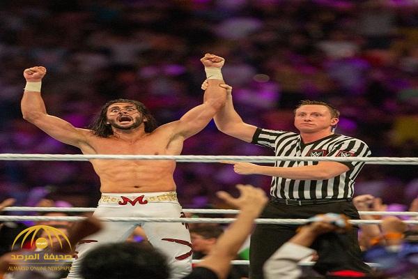 شاهد : المصارع السعودي "منصور الشهيل" يفوز بأكبر نزال باتل رويال في تاريخ «WWE»