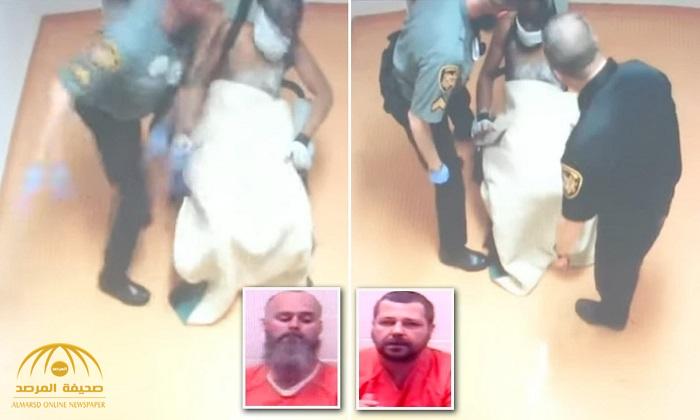 شاهد: ضابط أمريكي يعتدي على سجين بالضرب بمساعدة زميله في سجن بأوهايو - فيديو