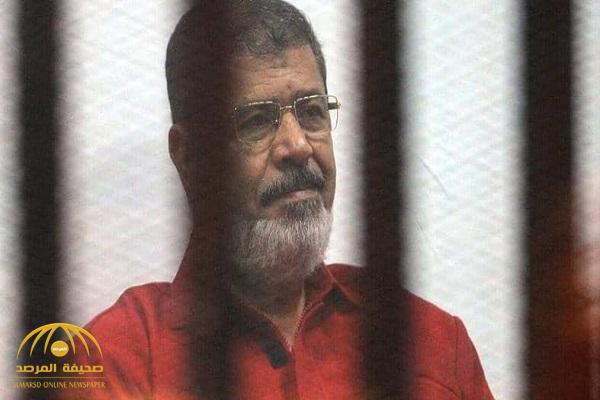 مصدر يكشف تفاصيل حالة الرئيس المصري الأسبق محمد مرسي الصحية قبل وفاته.. وهذه الأمراض التي كان يعاني منها!