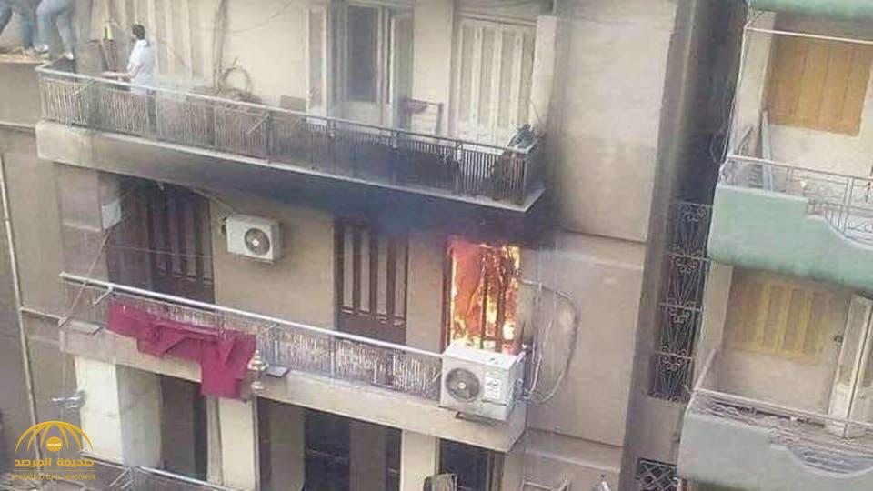 رفض القفز من النافذة وإنقاذ حياته.. تفاصيل "مروعة" في وفاة شاب مصري ووالدته حرقا