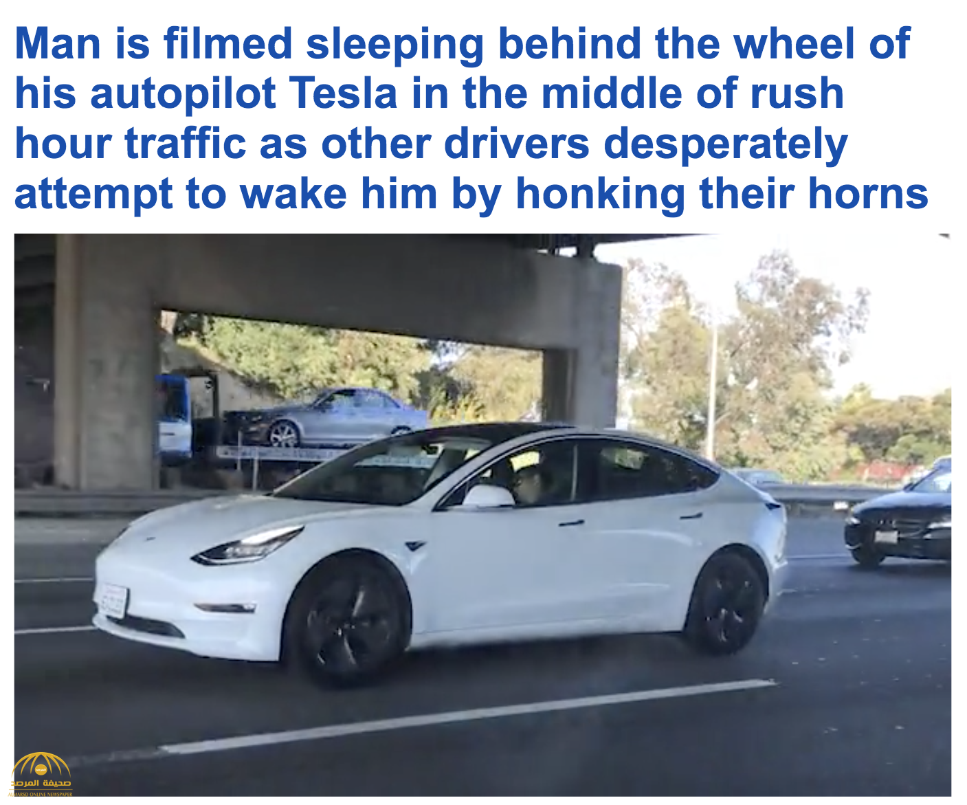 شاهد ..سائق نائم أثناء القيادة  يثير الذعر على طريق مزدحم بولاية كاليفورنيا!