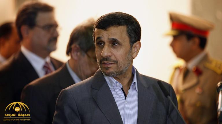 "أحمدي نجاد" يوجه 3 رسائل لـ"ترامب".. ويدعو بلاده إلى التفاوض معه