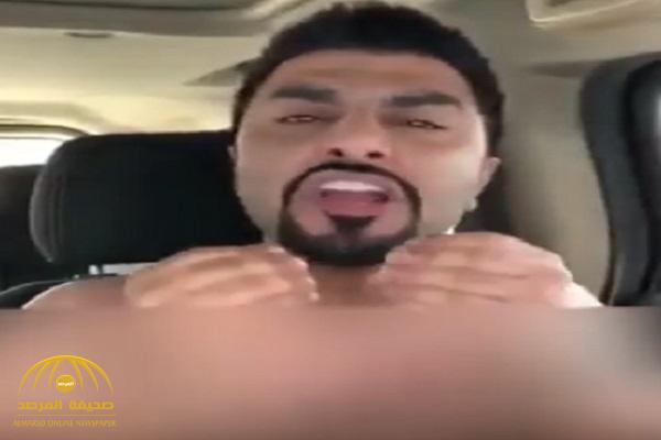 شاهد : كويتي تحدى السلطات بالتعري يقع في قبضة الشرطة أخيراً .. ظهر يصرخ داخل سيارته بدون ملابس!
