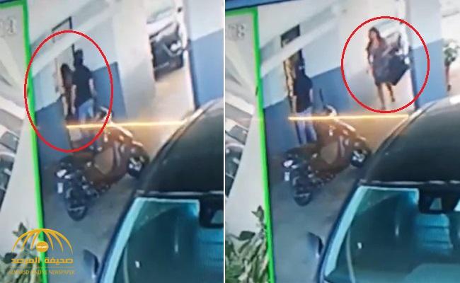 شاهد : إعلامية لبنانية تنشر فيديو لحظة اعتداء شاب عليها والتحرش بها أمام منزلها