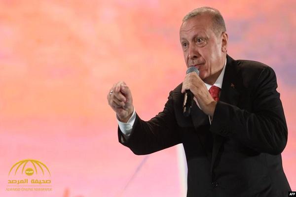 "أردوغان في ورطة".. استقالات بالجملة