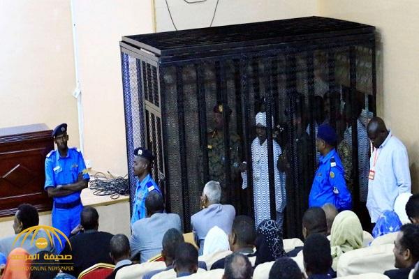 سياسي سوداني: محاكمة البشير "هزلية"