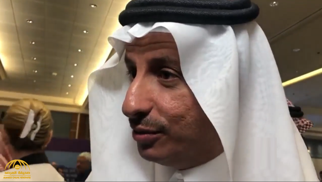 شاهد : رئيس هيئة السياحة يمازح صحفي ياباني بعد سؤاله حول إطلاق الرياض نظام التأشيرة السياحية لـ49 دولة