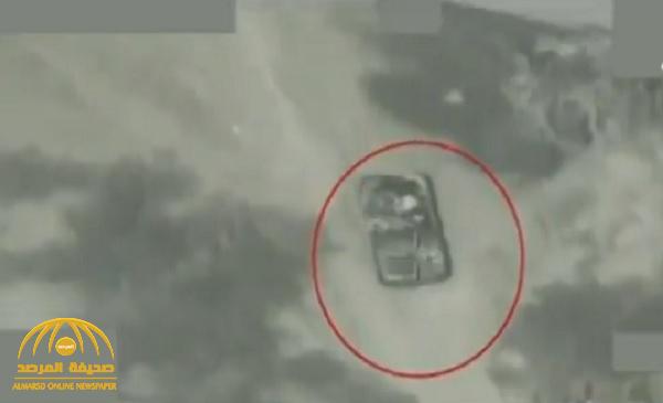 بالفيديو .. لحظة استهداف عربات عسكرية وقتل مسلحين حوثيين في صعدة بقصف جوي