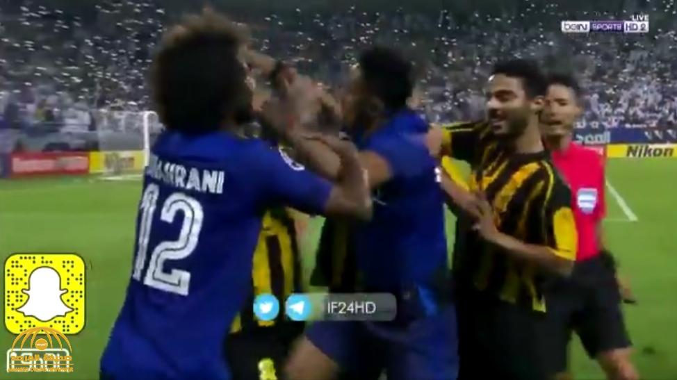 سالم الدوسري يعلق على واقعة اشتباكه مع لاعبي الاتحاد: "ما الفائدة من الاعتذار"! فيديو
