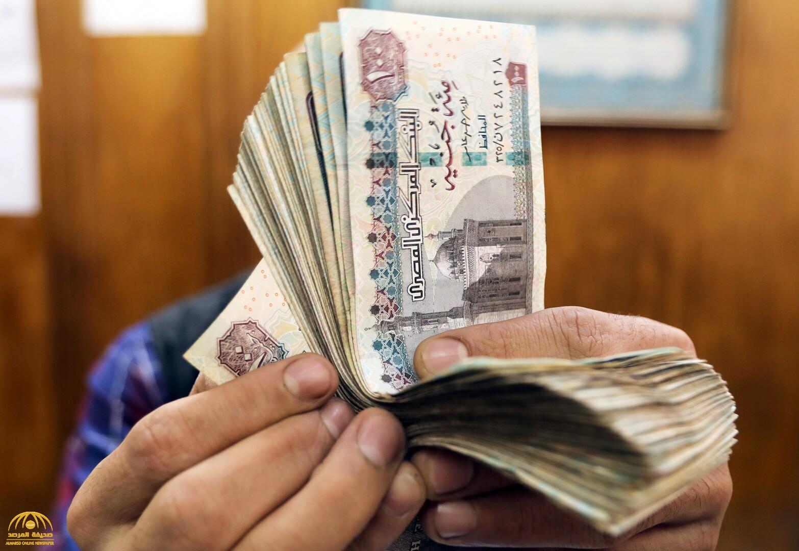 الجنيه المصري يسجل مستويات قياسية أمام الدولار